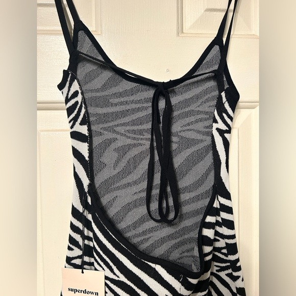 NEW NWT Revolve Superdown Size S Black and White Zebra Bodycon Dress - Picture 7 of 8